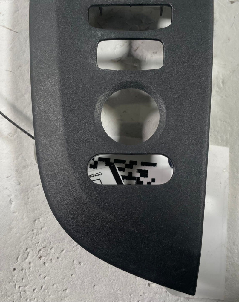 Load image into Gallery viewer, 23-26 HONDA HR-V FRONT LEFT DOOR WINDOW CONTROL SWITCH BEZEL TRIM 2.0L # 112656
