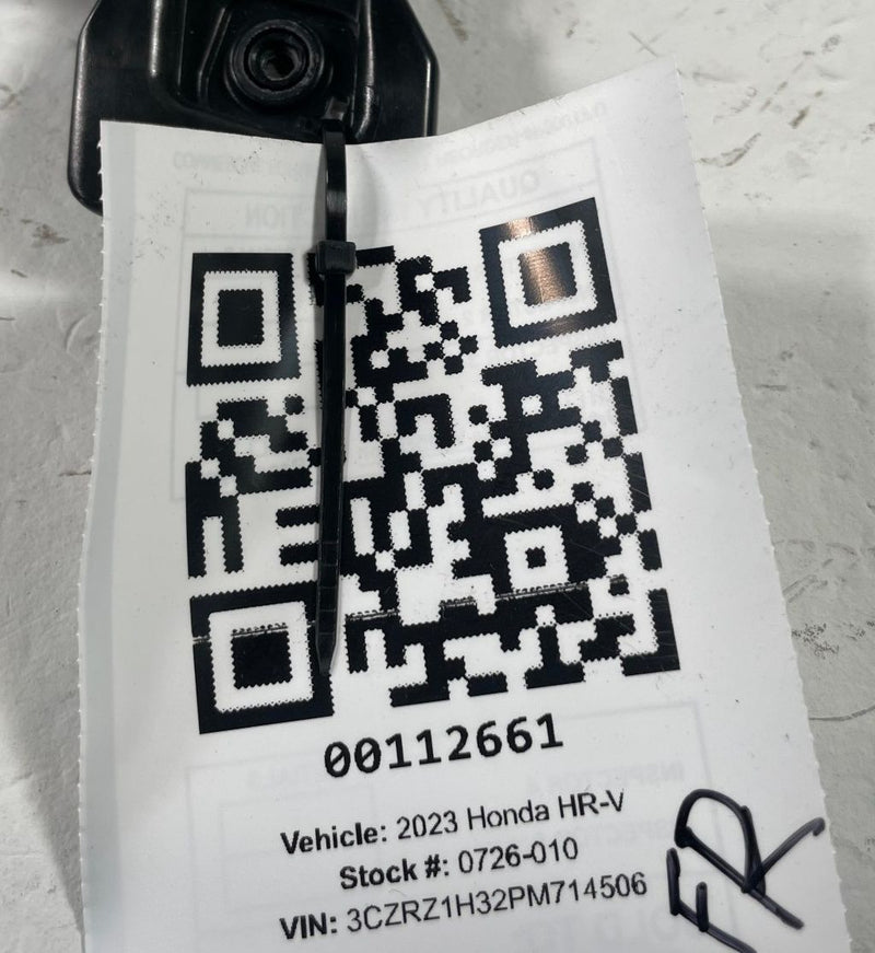 Load image into Gallery viewer, 23-26 HONDA HR-V FRONT RIGHT SIDE BUMPER RETAINER SPACER BRACKET 2.0L # 112661
