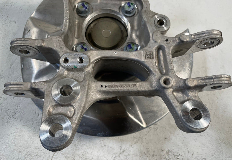 Load image into Gallery viewer, 2025-2026 ACURA ADX REAR LEFT DRIVER SIDE SPINDLE KNUCKLE HUB ASSEMBLY # 113980
