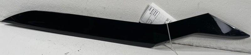 Load image into Gallery viewer, 2022-2025 KIA EV6 GT LINE REAR LEFT SIDE D PILLAR QUARTER PANEL MOLDING #109928
