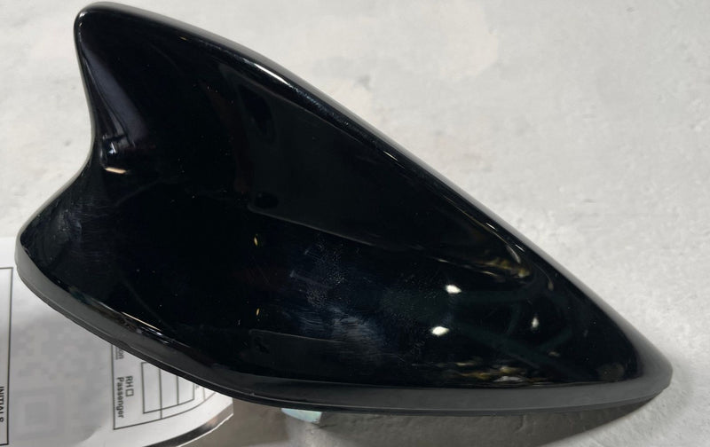 Load image into Gallery viewer, 2022-24 HYUNDAI IONIQ 5 TOP ROOF SATELLITE SHARK FIN RADIO ANTENNA BLACK #108562
