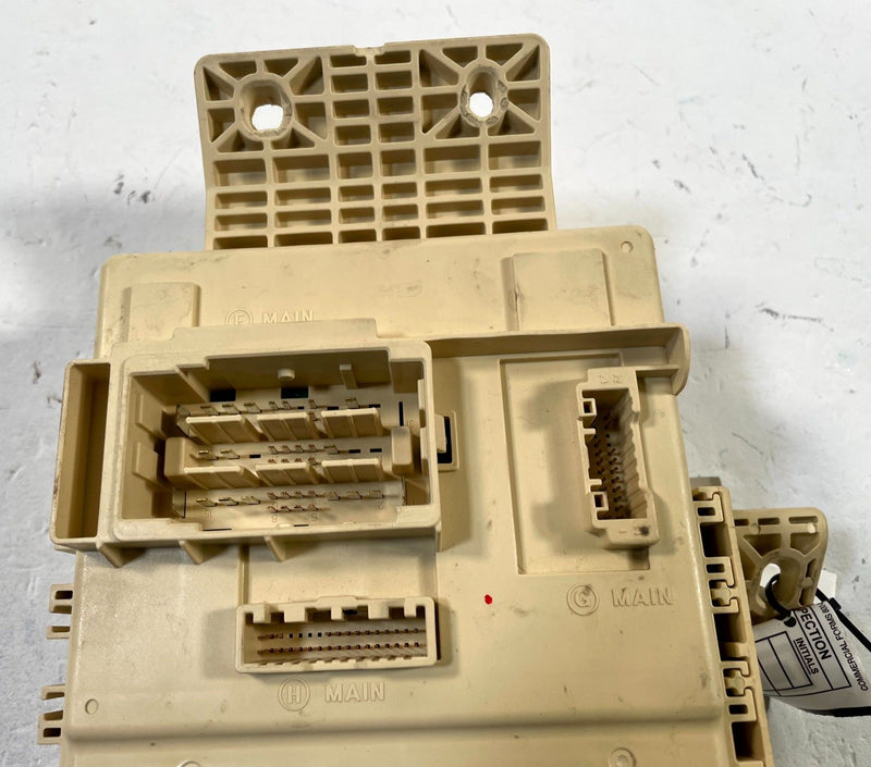 Load image into Gallery viewer, 2022-24 HYUNDAI IONIQ 5 SE DASH DASHBOARD FUSE RELAY JUNCTION BOX BLOCK # 114047
