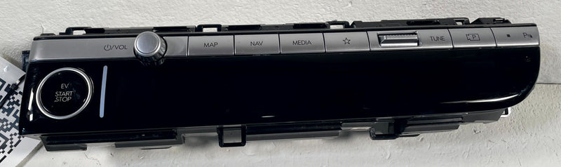 Load image into Gallery viewer, 2022 - 2024 HYUNDAI IONIQ 5 FRONT DASH A/C HEATER CONTROL SWITCH UNIT # 114052
