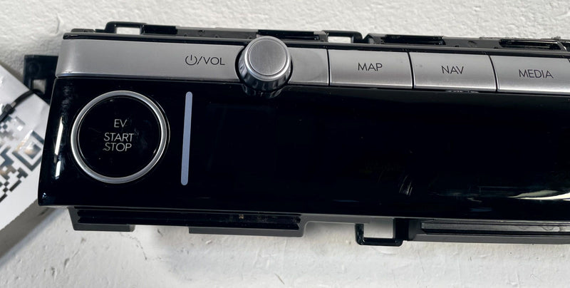 Load image into Gallery viewer, 2022 - 2024 HYUNDAI IONIQ 5 FRONT DASH A/C HEATER CONTROL SWITCH UNIT # 114052
