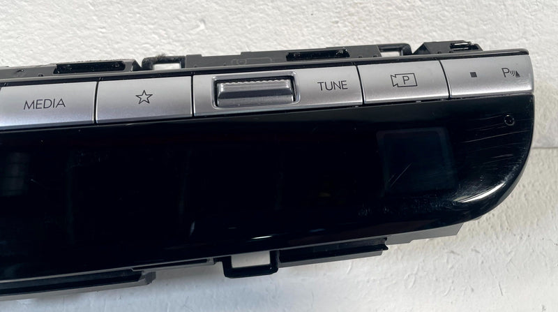 Load image into Gallery viewer, 2022 - 2024 HYUNDAI IONIQ 5 FRONT DASH A/C HEATER CONTROL SWITCH UNIT # 114052
