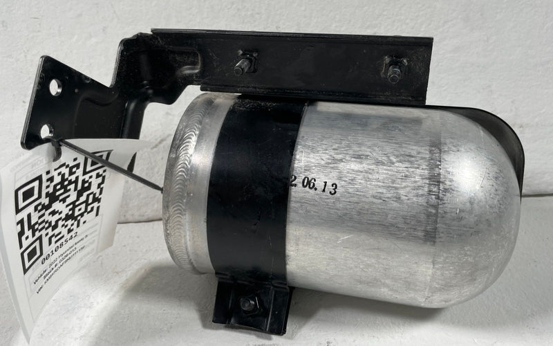 Load image into Gallery viewer, 2022-2025 HYUNDAI IONIQ 5 A/C AIR CONDITIONING ACCUMULATOR DRIER DRYER # 108542
