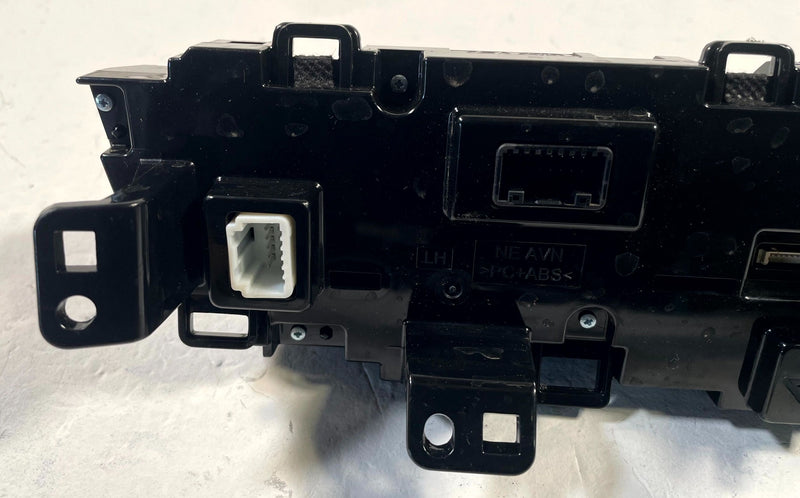 Load image into Gallery viewer, 2022 - 2024 HYUNDAI IONIQ 5 FRONT DASH A/C HEATER CONTROL SWITCH UNIT # 114052
