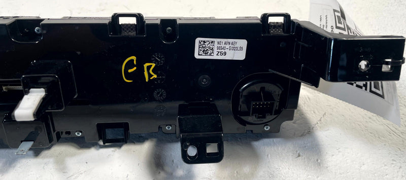 Load image into Gallery viewer, 2022 - 2024 HYUNDAI IONIQ 5 FRONT DASH A/C HEATER CONTROL SWITCH UNIT # 114052
