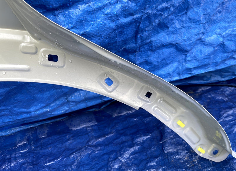 Load image into Gallery viewer, HYUNDAI IONIQ 5 FRONT LEFT DRIVER SIDE FENDER ASSEMBLY GRAY (C5G) 2025 # 109153
