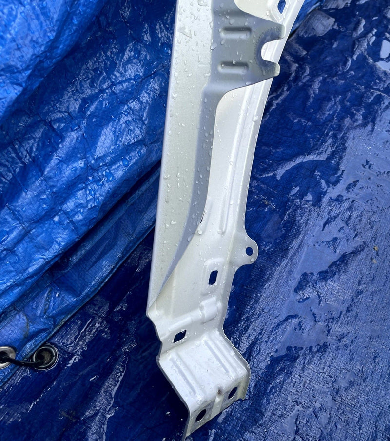 Load image into Gallery viewer, HYUNDAI IONIQ 5 FRONT LEFT DRIVER SIDE FENDER ASSEMBLY GRAY (C5G) 2025 # 109153
