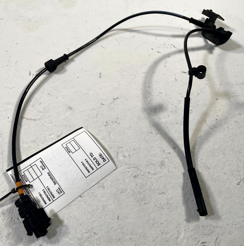 Load image into Gallery viewer, 2022-2025 HYUNDAI IONIQ 5 FRONT LEFT DRIVER SIDE ABS WHEEL SPEED SENSOR # 114064
