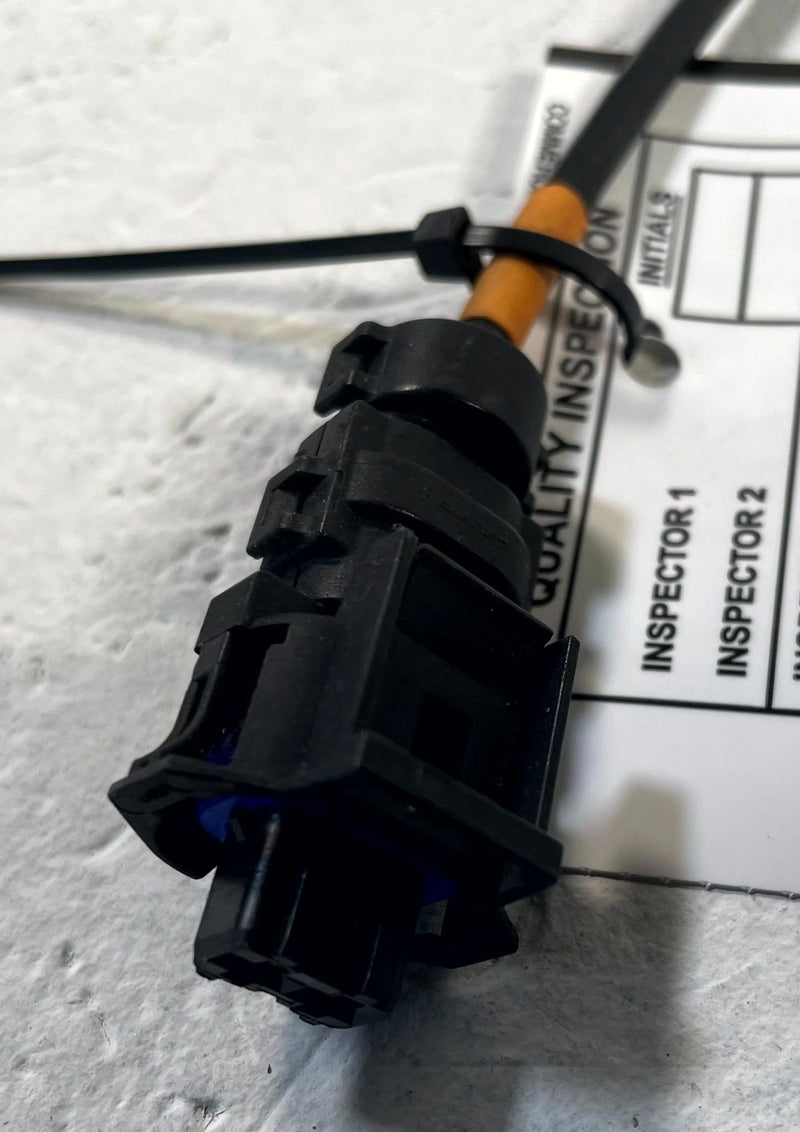 Load image into Gallery viewer, 2022-2025 HYUNDAI IONIQ 5 FRONT LEFT DRIVER SIDE ABS WHEEL SPEED SENSOR # 114064

