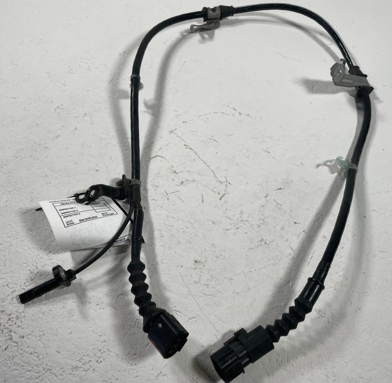 Load image into Gallery viewer, 23 - 26 HONDA HR-V REAR RIGHT PASSENGER SIDE ABS WHEEL SPEED SENSOR 2.0L #112665
