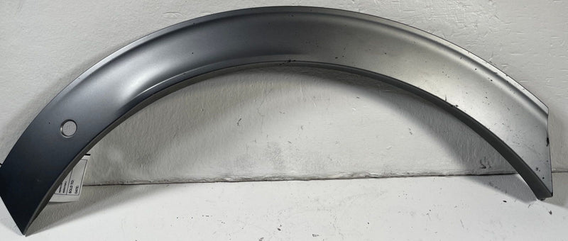 Load image into Gallery viewer, 2022-2024 KIA EV6 GT LINE REAR RIGHT SIDE WHEEL ARCH FLARE TRIM MOLDING # 109922
