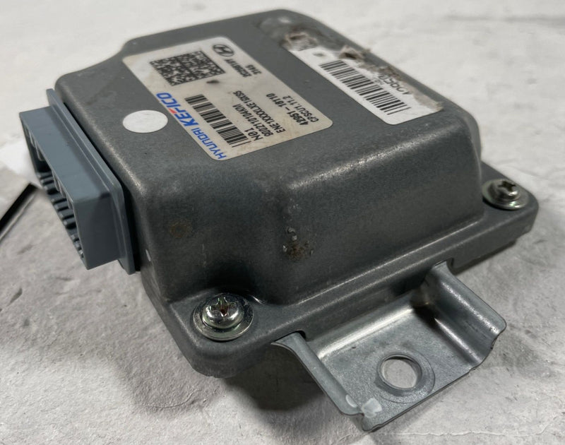 Load image into Gallery viewer, 22-24 HYUNDAI IONIQ 5 SHIFT BY WIRE SBW CONTROL MODULE UNIT 42951-18110 # 108572
