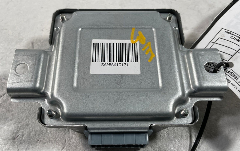 Load image into Gallery viewer, 22-24 HYUNDAI IONIQ 5 SHIFT BY WIRE SBW CONTROL MODULE UNIT 42951-18110 # 108572

