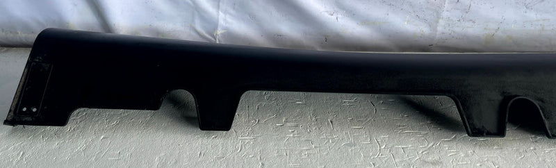 Load image into Gallery viewer, 2025-2026 HYUNDAI IONIQ 5 RIGHT SIDE SKIRT ROCKER PANEL MOLDING BLACK # 109149
