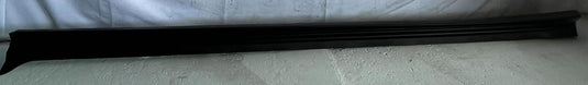 2025-2026 HYUNDAI IONIQ 5 RIGHT SIDE SKIRT ROCKER PANEL MOLDING BLACK
