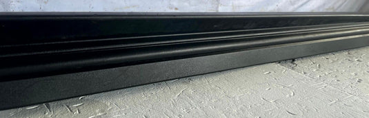 2025-2026 HYUNDAI IONIQ 5 RIGHT SIDE SKIRT ROCKER PANEL MOLDING BLACK