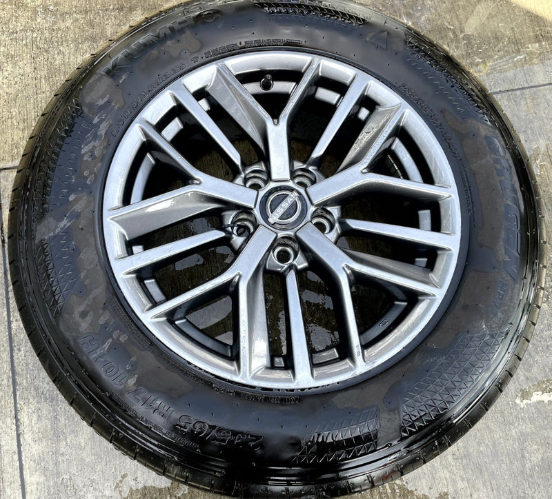 Load image into Gallery viewer, NISSAN ROGUE S 17x7-1/2 15 SPOKE SILVER ALLOY WHEEL RIM W/TIRE 2021-2025 #111705
