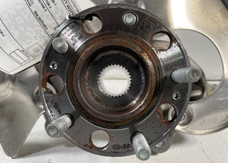 Load image into Gallery viewer, 22-25 KIA EV6 FRONT RIGHT PASSENGER SIDE SPINDLE KNUCKLE W/ BEARING HUB # 109913
