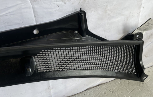 2022-2024 HYUNDAI IONIQ 5 FRONT WINDSHIELD WIPER COWL PANEL COVER GRILLE