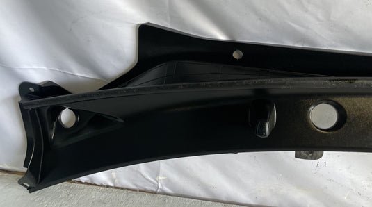 2022-2024 HYUNDAI IONIQ 5 FRONT WINDSHIELD WIPER COWL PANEL COVER GRILLE