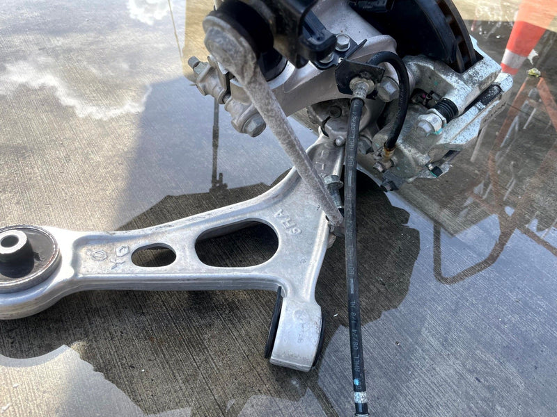 Load image into Gallery viewer, 24-25 NISSAN ROGUE AWD FRONT LEFT DRIVER SIDE SUSPENSION KNEE ASSEMBLY # 111711
