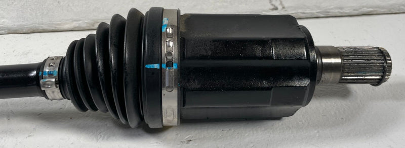 Load image into Gallery viewer, 2022-2024 KIA EV6 FRONT LEFT OR RIGHT SIDE AXLE SHAFT HALFSHAFT # 109911
