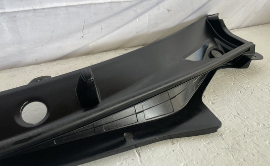 2022-2024 HYUNDAI IONIQ 5 FRONT WINDSHIELD WIPER COWL PANEL COVER GRILLE
