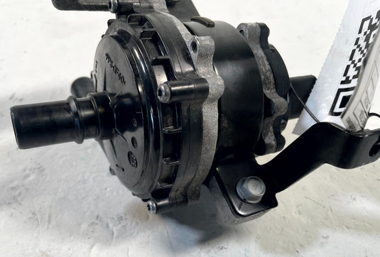 22-24 HYUNDAI IONIQ 5 ENGINE MOTOR WATER COOLANT PUMP HOSE W/ BRACKET