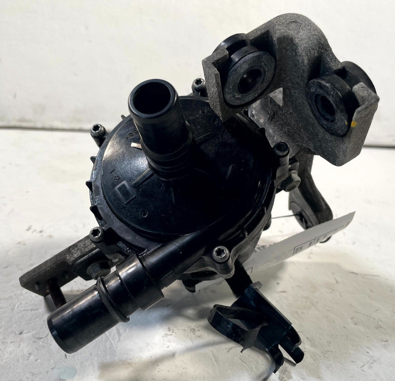 Load image into Gallery viewer, 2022 - 2024 HYUNDAI IONIQ 5 ELECTRIC COOLANT COOLING WATER PUMP # 114048
