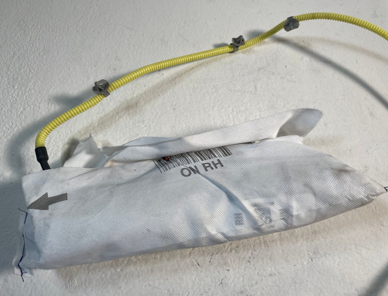Load image into Gallery viewer, 2020 - 2025 KIA TELLURIDE FRONT RIGHT SIDE SEAT AIRBAG AIR BAG #107107
