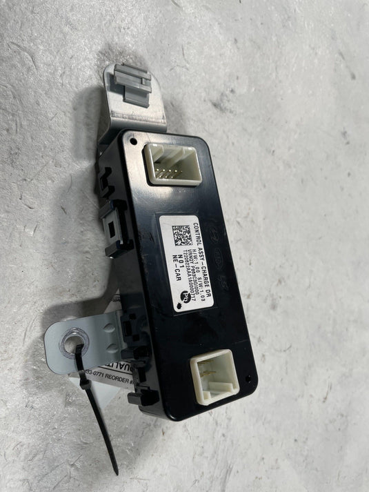 2022-2024 HYUNDAI IONIQ 5 CHARGER DOOR CONTROL MODULE UNIT 863C3-GI000