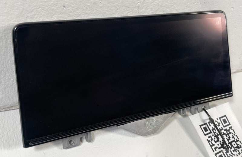 Load image into Gallery viewer, 2022 - 2023 GENESIS G70 DASH DASHBOARD CENTER DISPLAY SCREEN MONITOR # 109982
