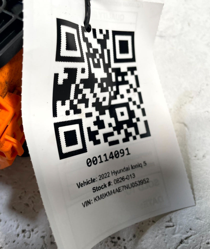 Load image into Gallery viewer, 2022 - 2024 HYUNDAI IONIQ 5 RWD HIGH VOLTAGE POWER BATTERY CABLE WIRE # 114091
