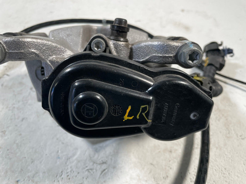 Load image into Gallery viewer, 2025-2026 ACURA ADX FWD REAR LEFT DRIVER SIDE BRAKE CALIPER W/ ACTUATOR # 114042
