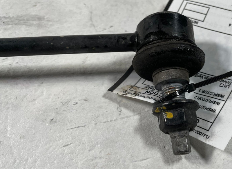 Load image into Gallery viewer, 2022-2025 HYUNDAI IONIQ 5 FRONT LEFT SIDE STABILIZER SWAY BAR END LINK # 108529
