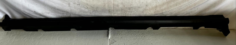 Load image into Gallery viewer, 2022 - 2024 HYUNDAI IONIQ 5 LEFT DRIVER SIDE SKIRT ROCKER PANEL MOLDING # 114086
