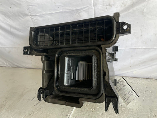 2022-2024 HYUNDAI IONIQ 5 GV60 HVAC AC HEATER BLOWER MOTOR HOUSING BOX
