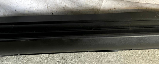 2022 - 2024 HYUNDAI IONIQ 5 LEFT DRIVER SIDE SKIRT ROCKER PANEL MOLDING