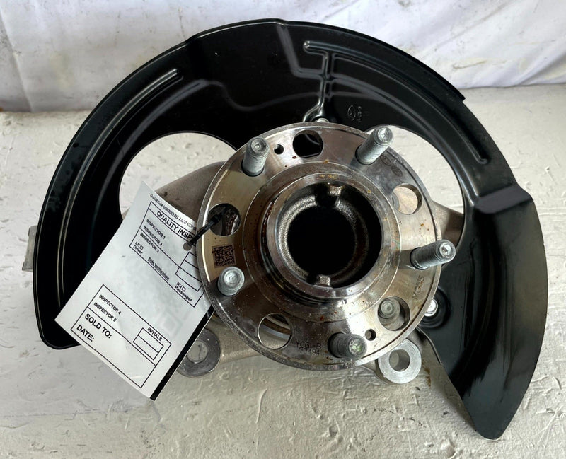 Load image into Gallery viewer, 22-26 HYUNDAI IONIQ 5 RWD FRONT LEFT DRIVER SIDE SPINDLE KNUCKLE W/ HUB # 109145
