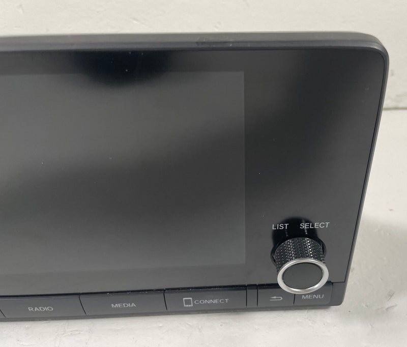 Load image into Gallery viewer, 23-25 HONDA HR-V LX FRONT DASH RADIO AUDIO RECEIVER &amp; DISPLAY SCREEN 2.0L 112685
