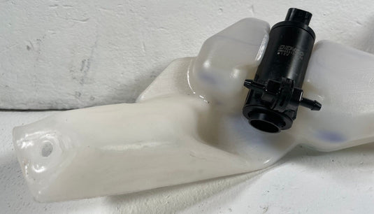 2023-2026 HONDA HR-V FRONT WINDSHIELD WASHER RESERVOIR TANK BOTTLE 2.0L
