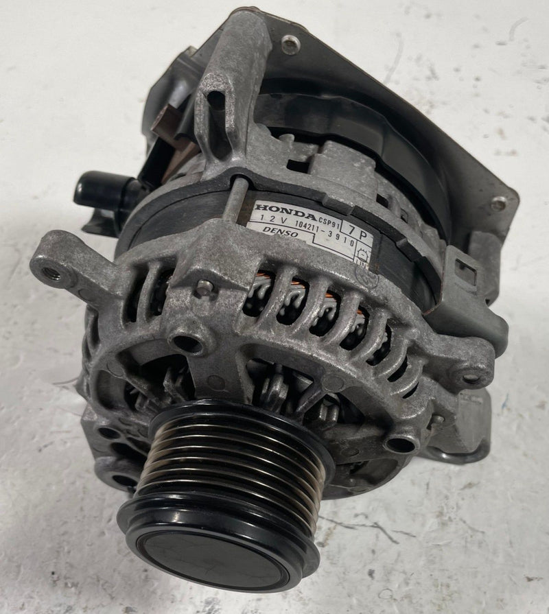 Load image into Gallery viewer, 2023 - 2026 HONDA HR-V ALTERNATOR GENERATOR ASSEMBLY 104211-3910 2.0L # 112671
