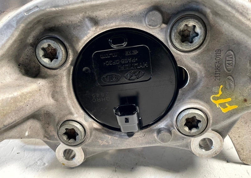 Load image into Gallery viewer, 2022 - 2026 HYUNDAI IONIQ 5 RWD FRONT RIGHT SIDE SPINDLE KNUCKLE &amp; HUB # 114078
