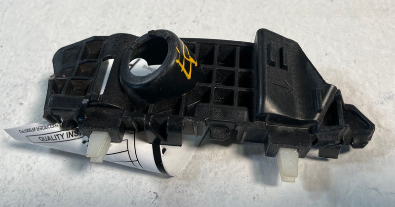 Load image into Gallery viewer, 2020-2025 KIA TELLURIDE FRONT LEFT SIDE BUMPER MOUNT SUPPORT BRACKET # 107129
