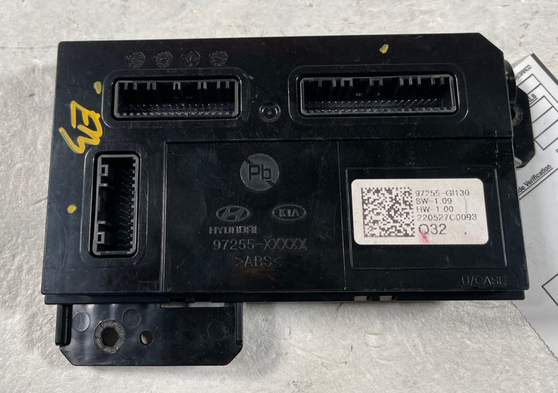 Load image into Gallery viewer, 2022-2024 HYUNDAI IONIQ 5 HVAC A/C TEMPERATURE CLIMATE CONTROL MODULE # 108558
