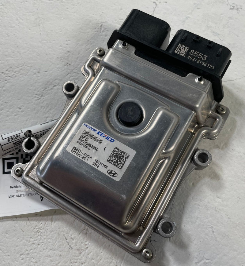 Load image into Gallery viewer, 2021 - 2023 GENESIS G70 TRANSMISSION CONTROL MODULE TM TCU UNIT 3.3L # 109966
