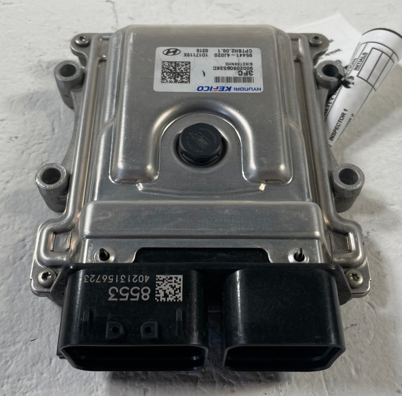 Load image into Gallery viewer, 2021 - 2023 GENESIS G70 TRANSMISSION CONTROL MODULE TM TCU UNIT 3.3L # 109966
